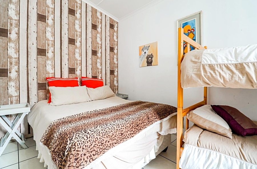 5 Bedroom Property for Sale in Knysna Central Western Cape